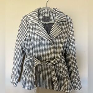 Stylish Houndstooth Peacoat